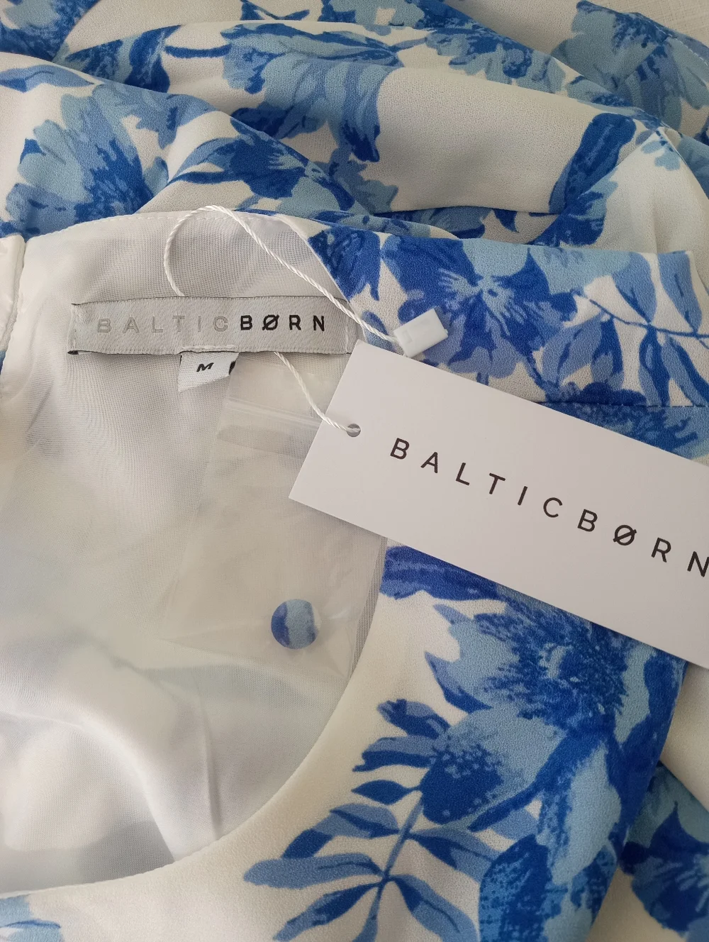 🆕 BALTIC BORN Elena French Blue Floral Mini Dress | M NWT - Picture 7 of 7